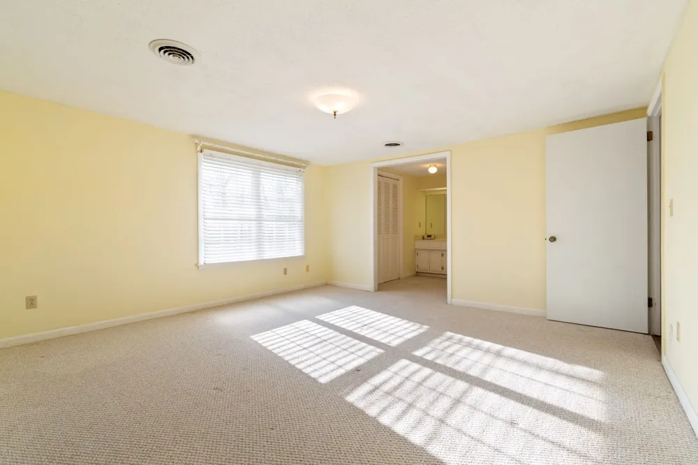 846 R Wilkerson Dr Centerville, TN 37033