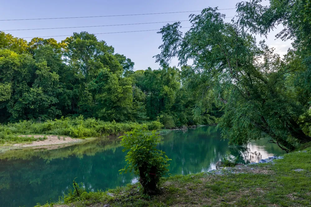 846 R Wilkerson Dr Centerville, TN 37033