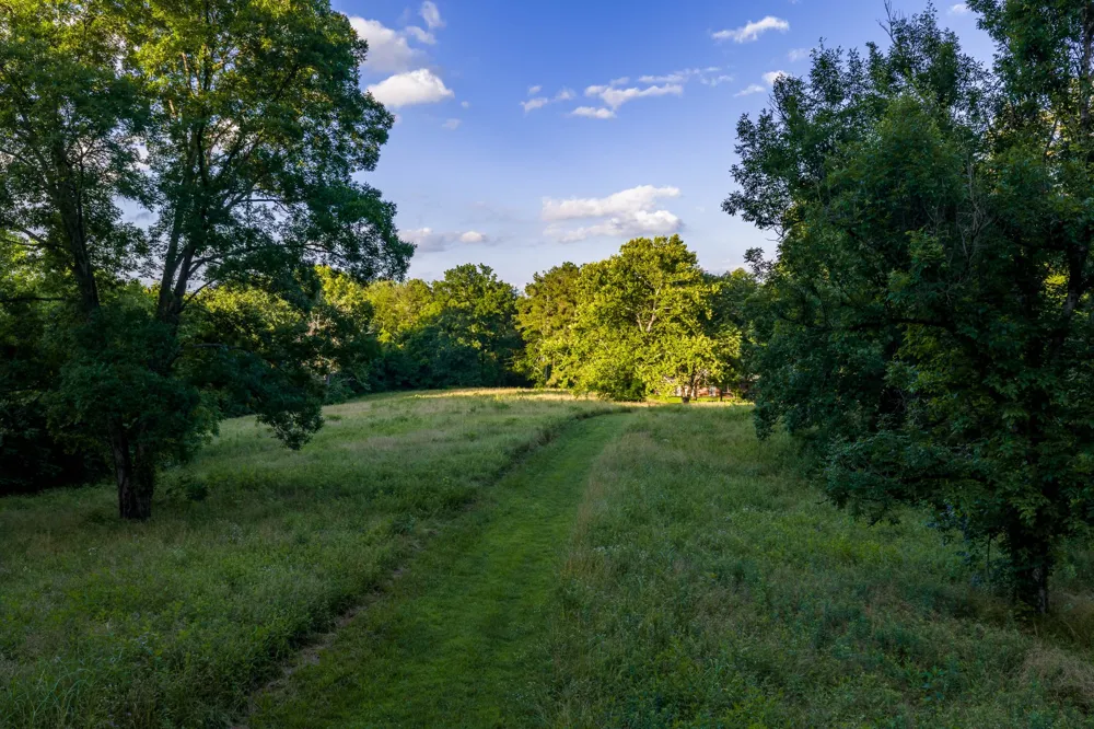 846 R Wilkerson Dr Centerville, TN 37033