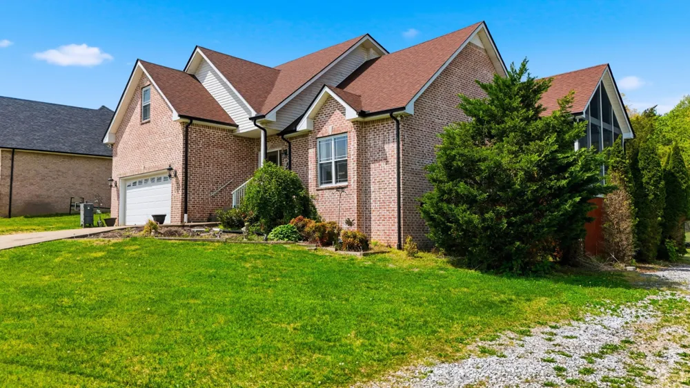 4046 Summit Dr Greenbrier, TN 37073
