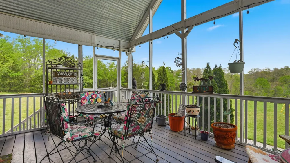4046 Summit Dr Greenbrier, TN 37073