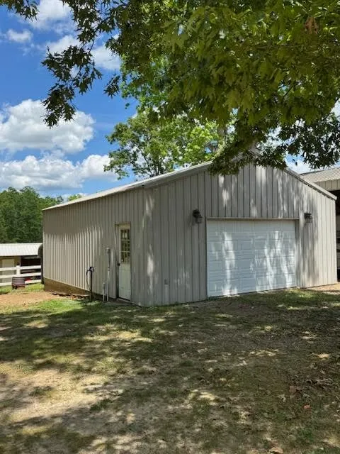 173 Mitchell St Hohenwald, TN 38462