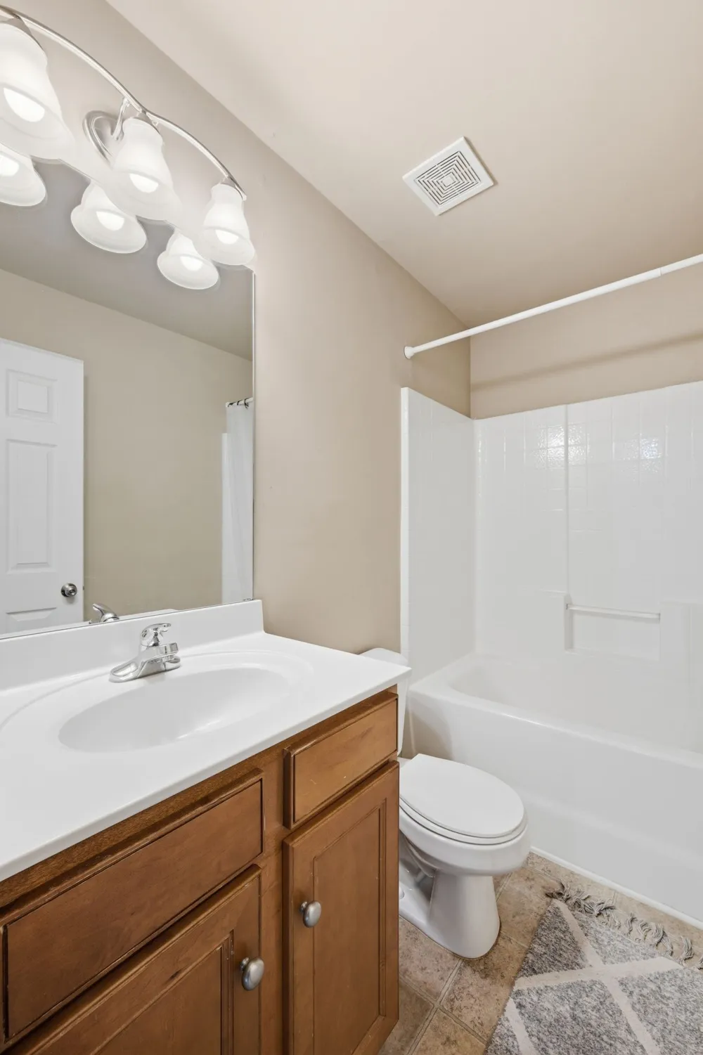 3027 Auld Tatty Dr Spring Hill, TN 37174