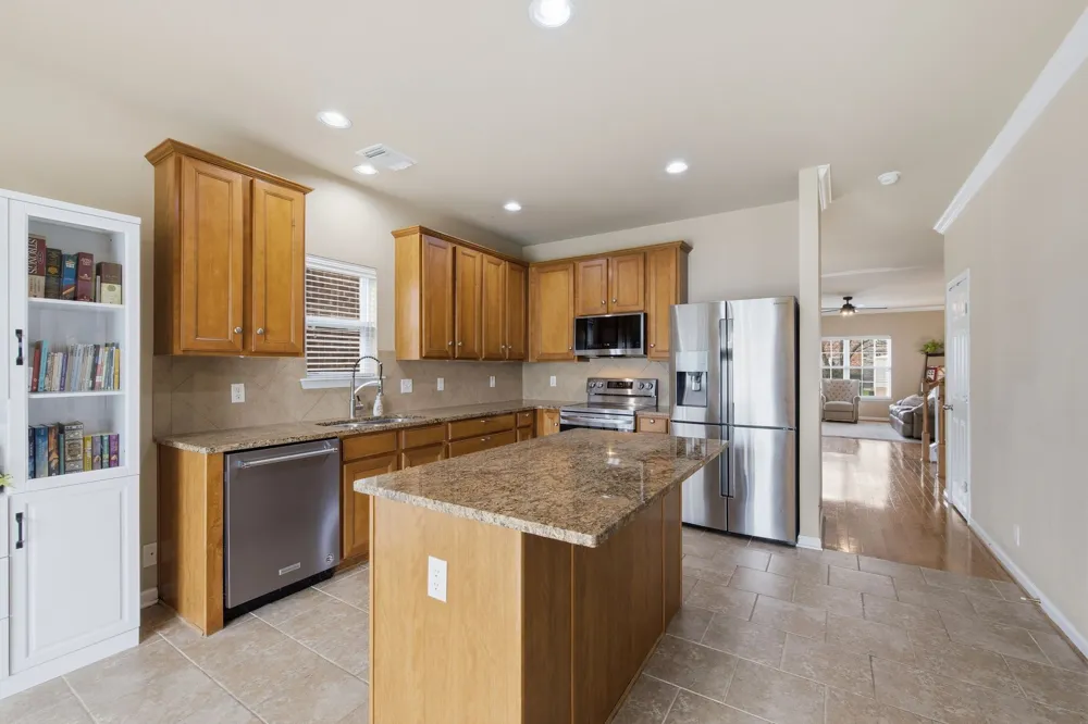 3027 Auld Tatty Dr Spring Hill, TN 37174