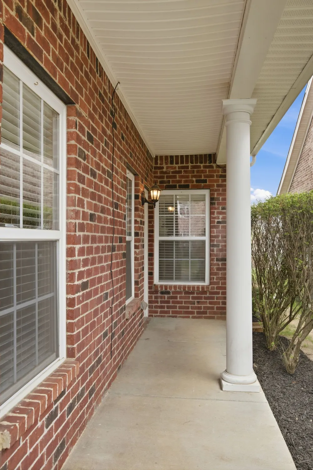 3027 Auld Tatty Dr Spring Hill, TN 37174
