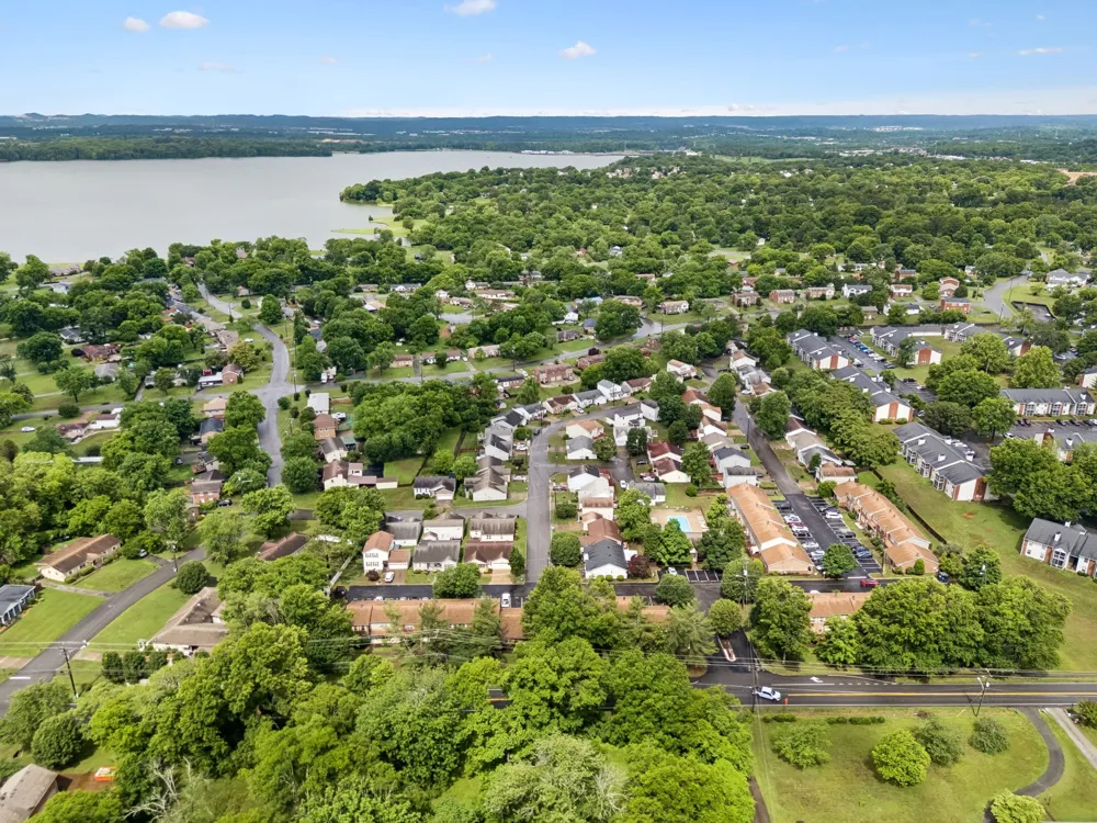 430 Walton Ferry Rd #1606 Hendersonville, TN 37075