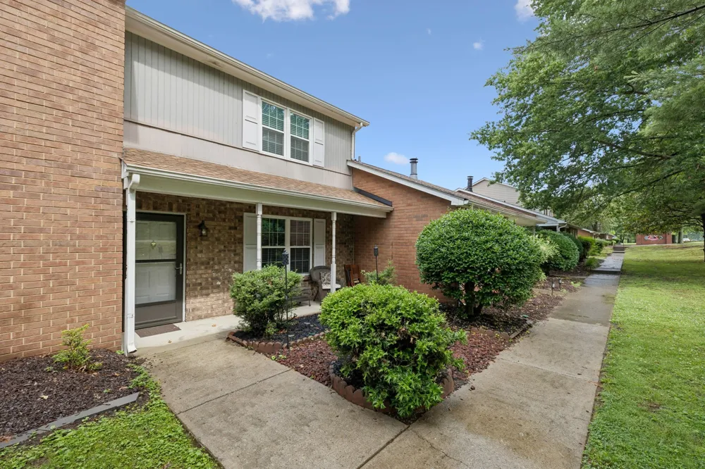 430 Walton Ferry Rd #1606 Hendersonville, TN 37075