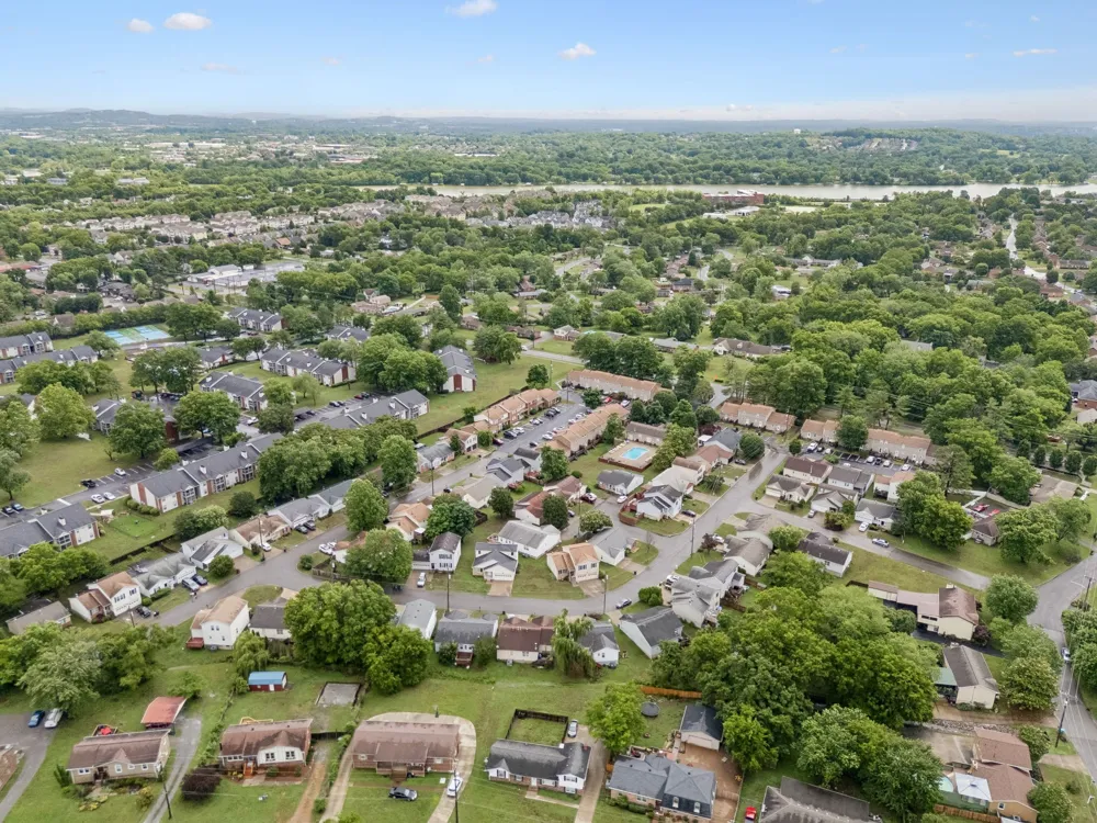 430 Walton Ferry Rd #1606 Hendersonville, TN 37075