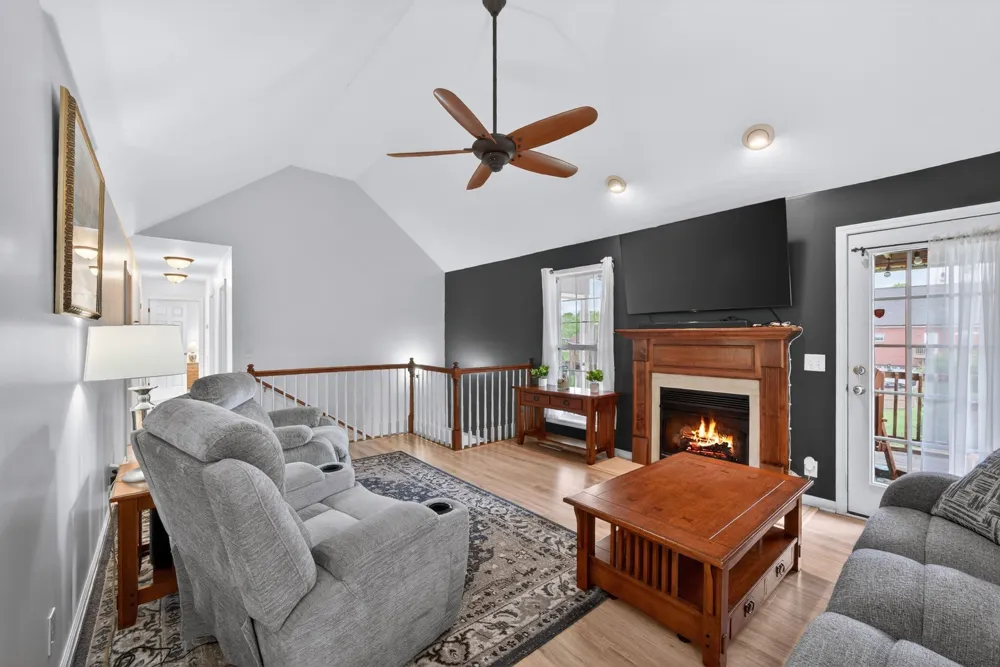 4005 Summit Dr Greenbrier, TN 37073