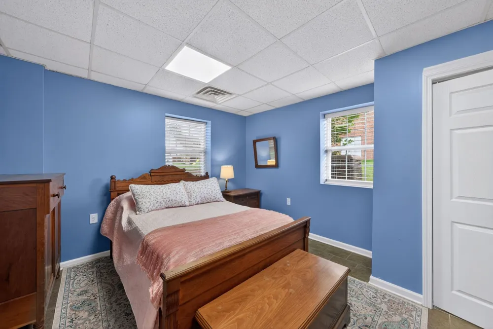 4005 Summit Dr Greenbrier, TN 37073