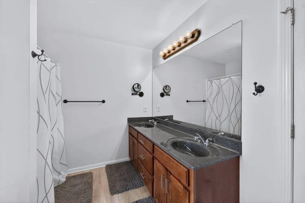 4005 Summit Dr Greenbrier, TN 37073