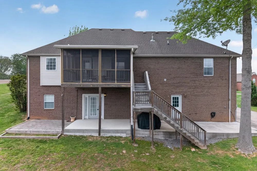 4005 Summit Dr Greenbrier, TN 37073