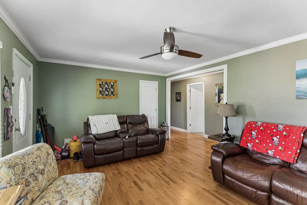 9 Caldwell Rd Summertown, TN 38483