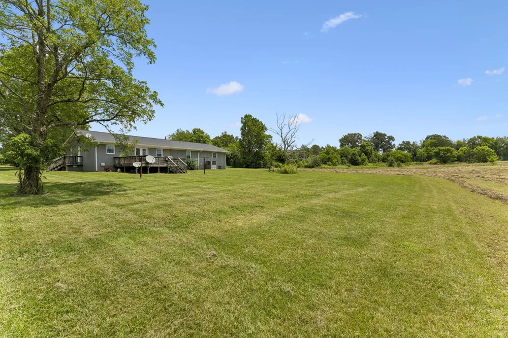 9 Caldwell Rd Summertown, TN 38483