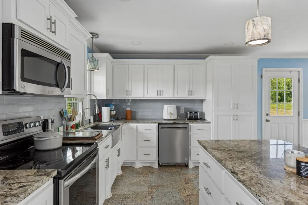 9 Caldwell Rd Summertown, TN 38483