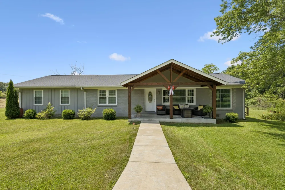 9 Caldwell Rd Summertown, TN 38483