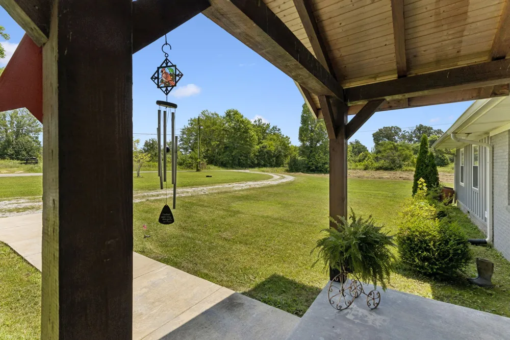 9 Caldwell Rd Summertown, TN 38483