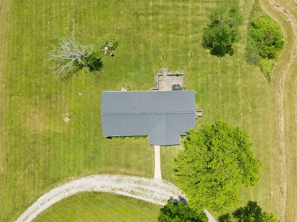 9 Caldwell Rd Summertown, TN 38483