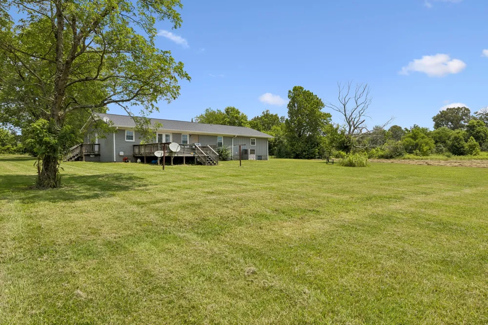 9 Caldwell Rd Summertown, TN 38483