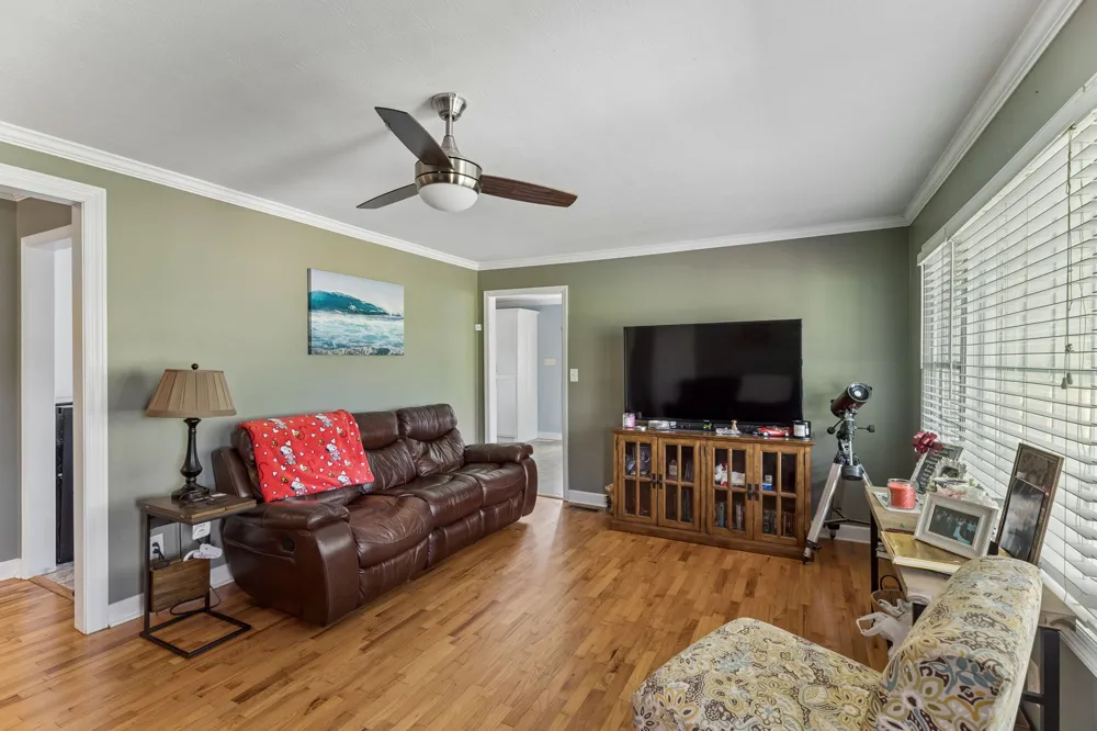 9 Caldwell Rd Summertown, TN 38483