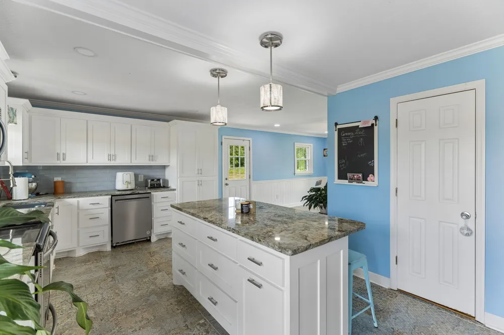 9 Caldwell Rd Summertown, TN 38483