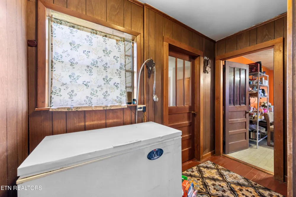 385 Hubbs Grove Rd Maynardville, TN 37807