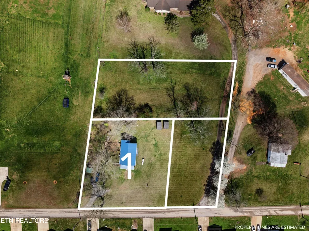 385 Hubbs Grove Rd Maynardville, TN 37807