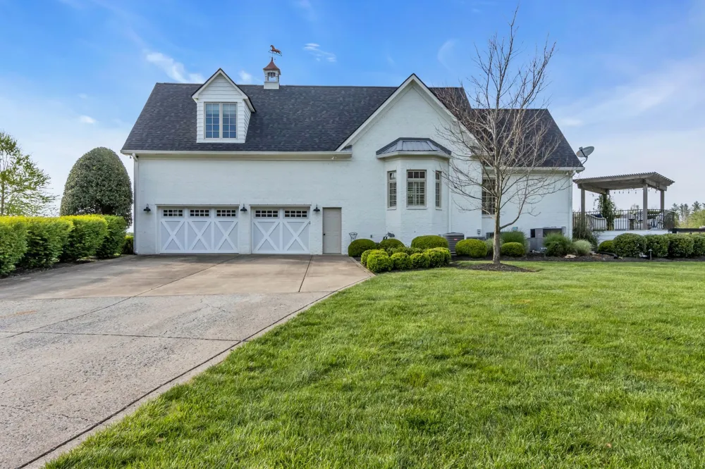 6314 McDaniel Rd College Grove, TN 37046