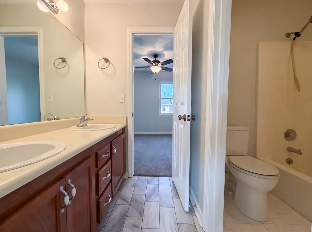 460 Claircrest Dr Antioch, TN 37013