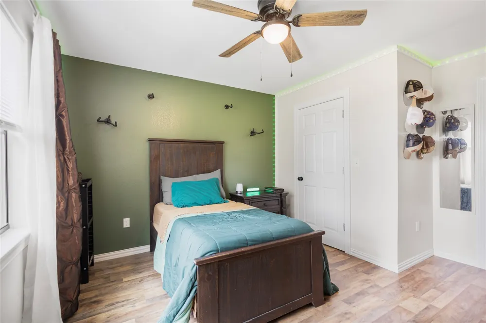997 Vz County Road 4810 Ben Wheeler, TX 75754