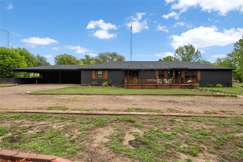 997 Vz County Road 4810 Ben Wheeler, TX 75754