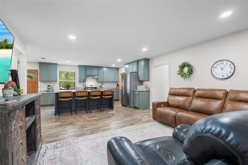 997 Vz County Road 4810 Ben Wheeler, TX 75754