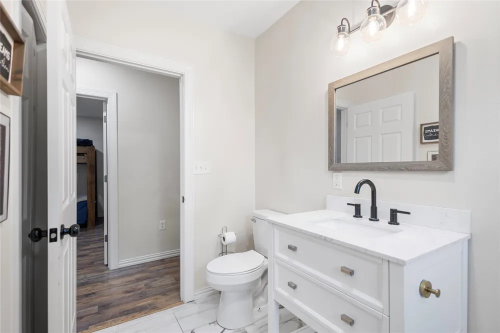 997 Vz County Road 4810 Ben Wheeler, TX 75754