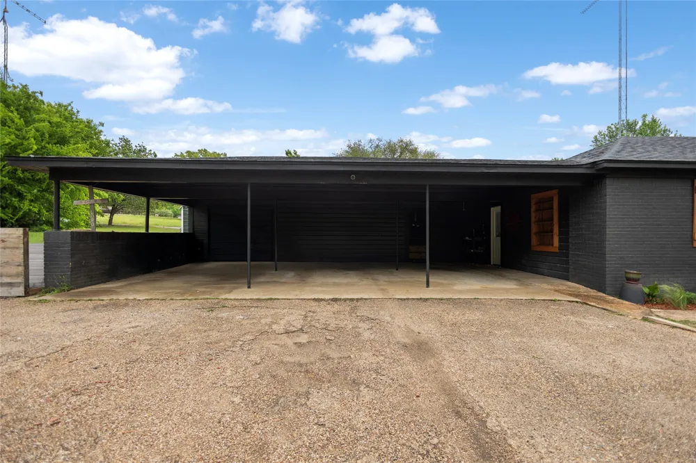 997 Vz County Road 4810 Ben Wheeler, TX 75754