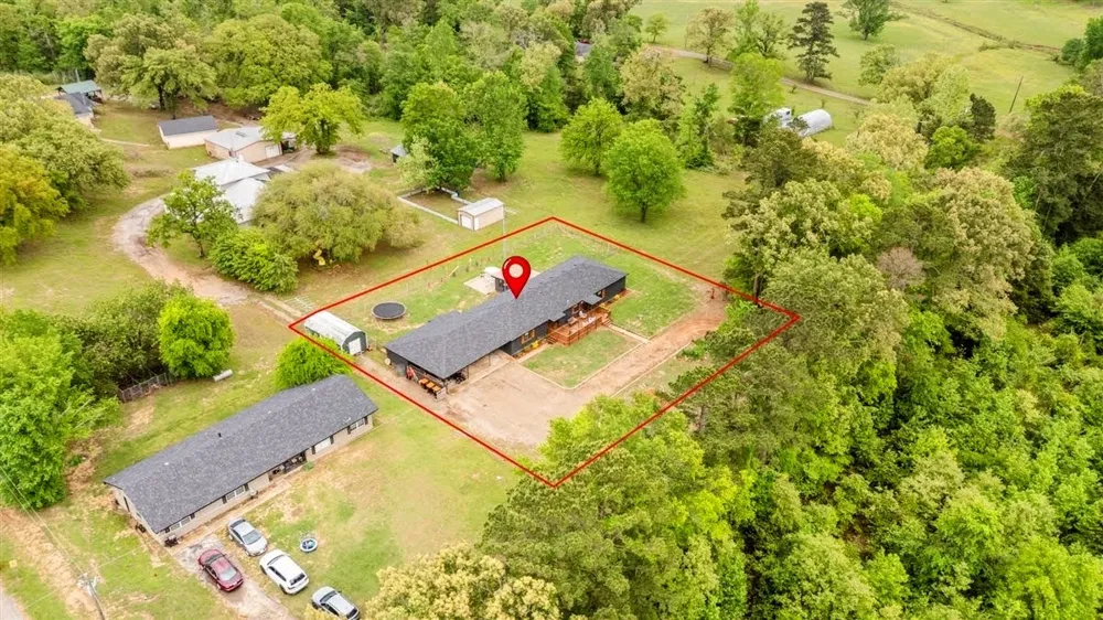 997 Vz County Road 4810 Ben Wheeler, TX 75754
