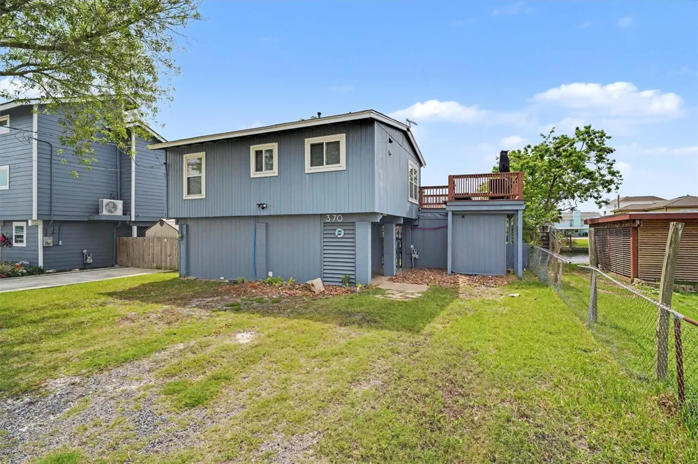 370 Ling Street Bayou Vista, TX 77563
