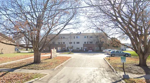 904 E Milwaukee Ave
