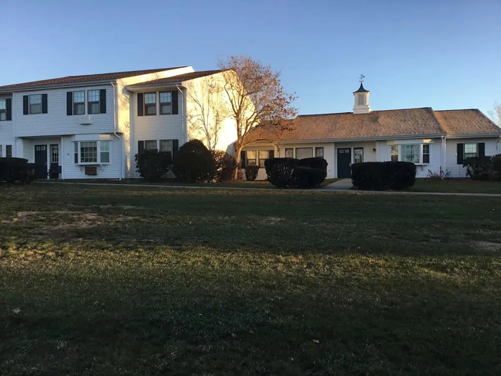 419 E River St Orange, MA 01364