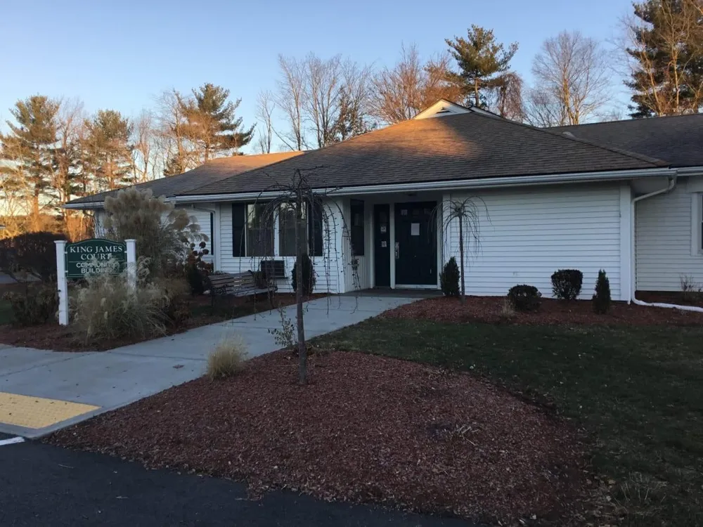 419 E River St Orange, MA 01364