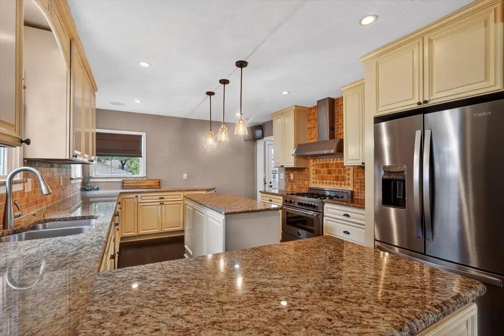 3618 S Hills Avenue Fort Worth, TX 76109