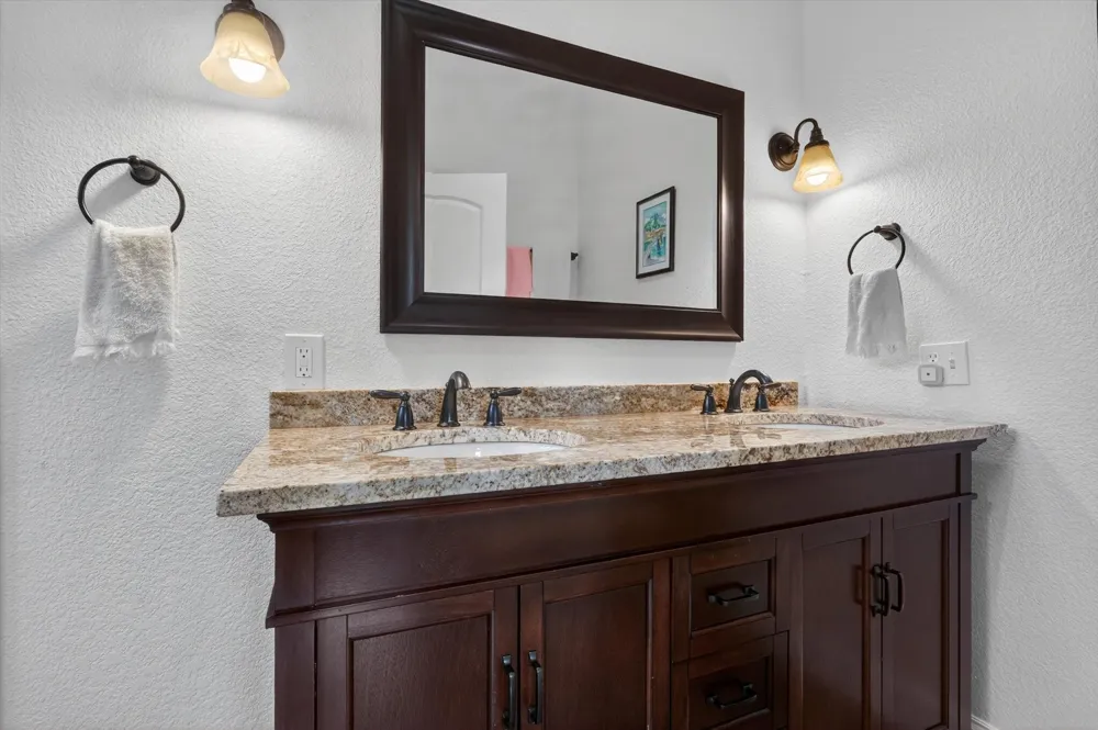 3618 S Hills Avenue Fort Worth, TX 76109