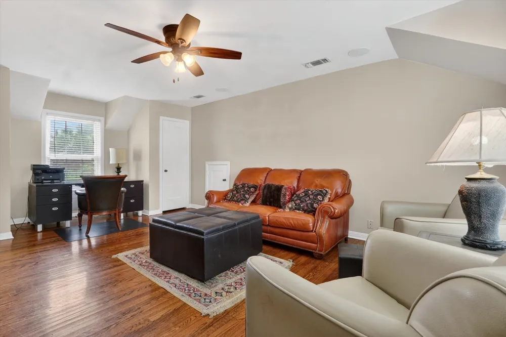 3618 S Hills Avenue Fort Worth, TX 76109