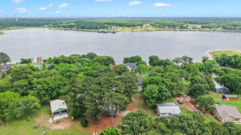 13663 Park Harbor Eustace, TX 75124