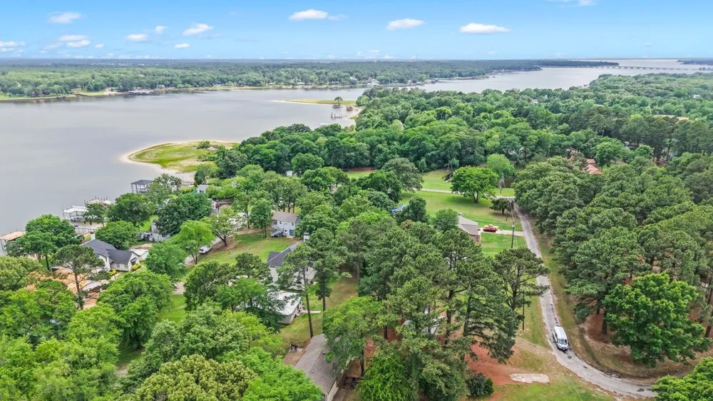 13663 Park Harbor Eustace, TX 75124