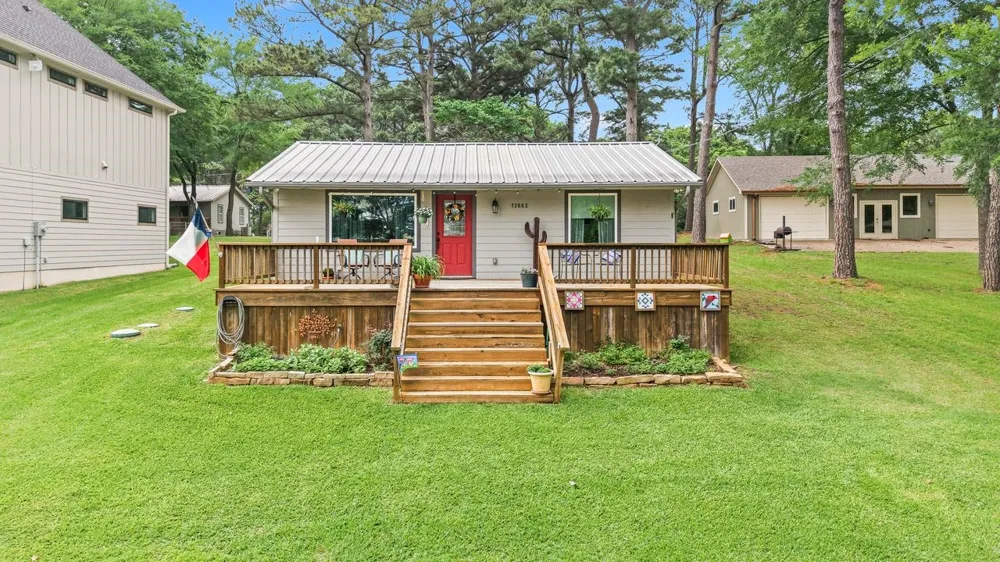 13663 Park Harbor Eustace, TX 75124