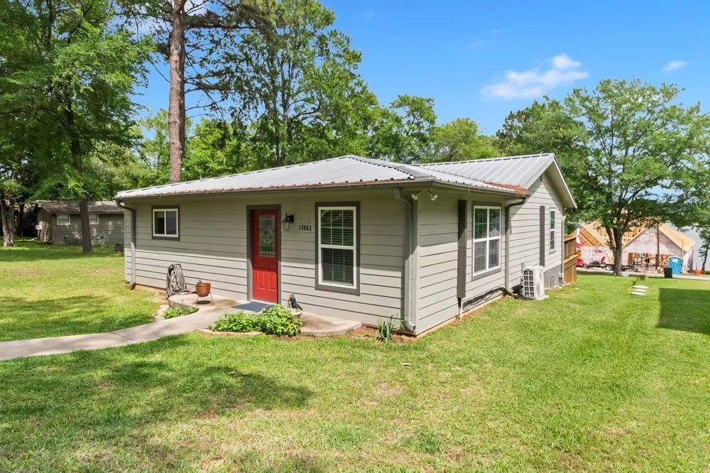 13663 Park Harbor Eustace, TX 75124