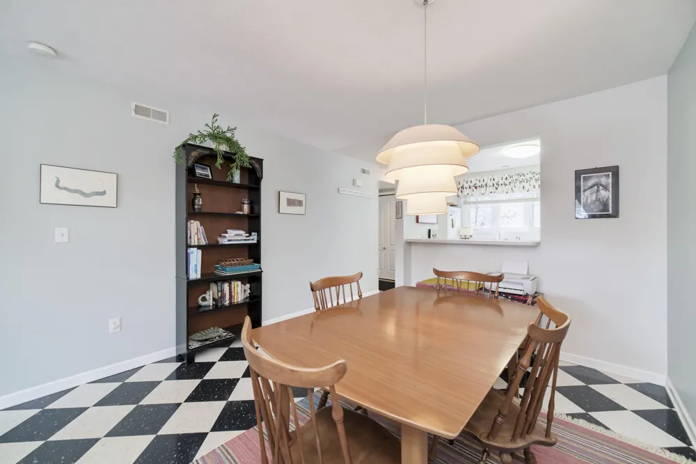 315 5th Avenue #17 Manistee, MI 49660