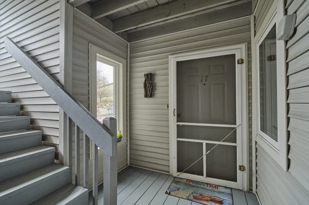 315 5th Avenue #17 Manistee, MI 49660