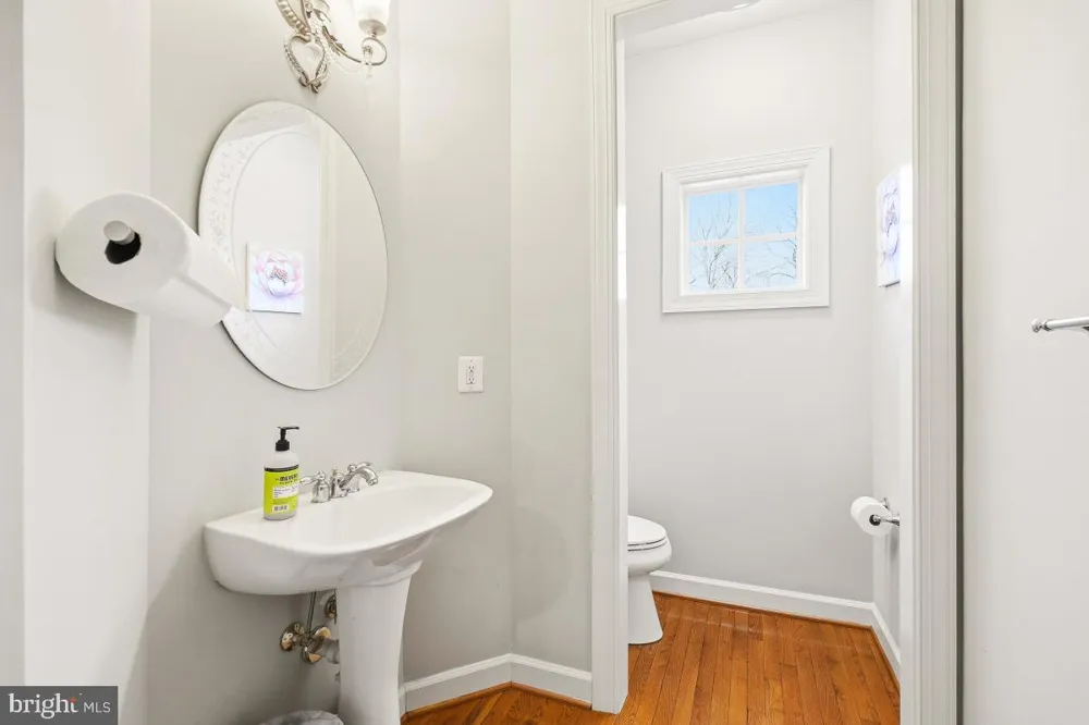 7804 KILLBARRON DRIVE Laurel, MD 20707