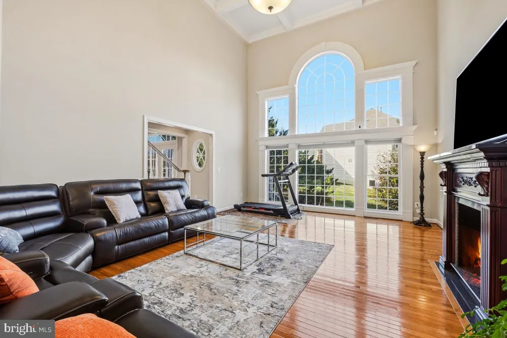 7804 KILLBARRON DRIVE Laurel, MD 20707